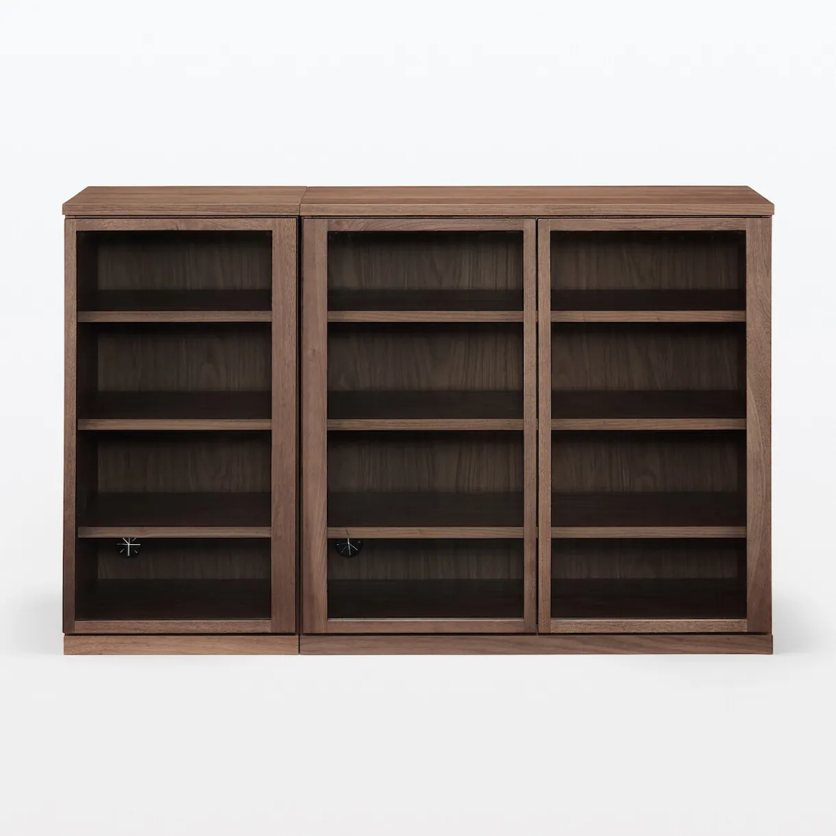 Armoire en noyer avec portes en verre