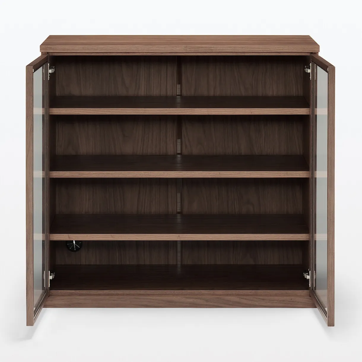 Armoire en noyer avec portes en verre