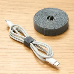 Bande de fixation velcro perforée