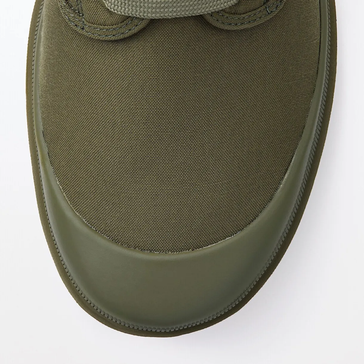 Baskets style utilitaire déperlante