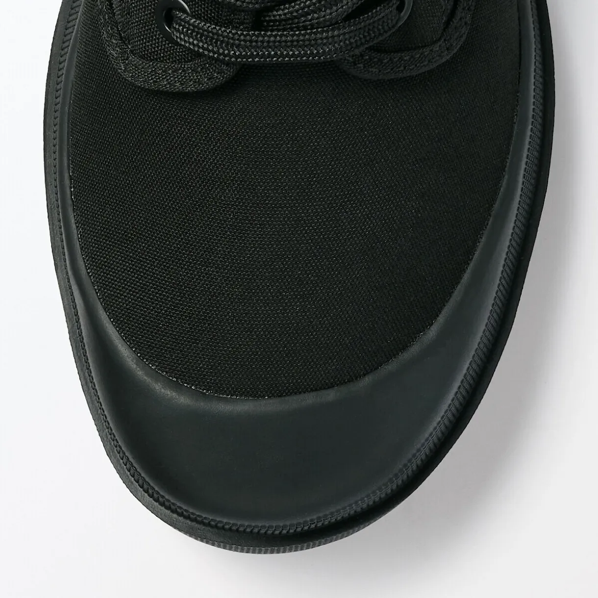 Baskets style utilitaire déperlante