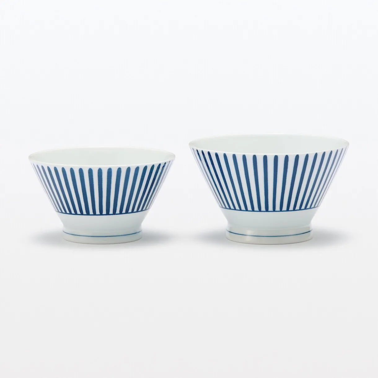 Bol à riz en porcelaine Hasami ‐ Motif rayures éventail, Petite