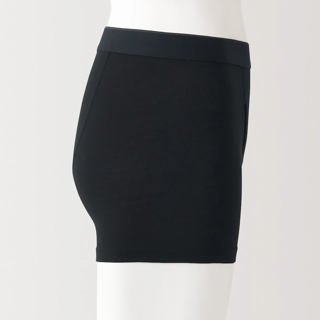 Boxer avec ouverture frontale en lyocell.