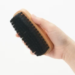 Brosse à chaussures en hêtre