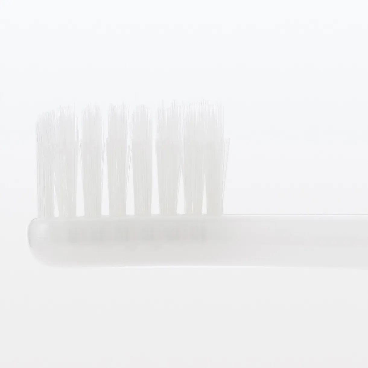 Brosse à dents avec tête interchangeable ‐ Poils souples