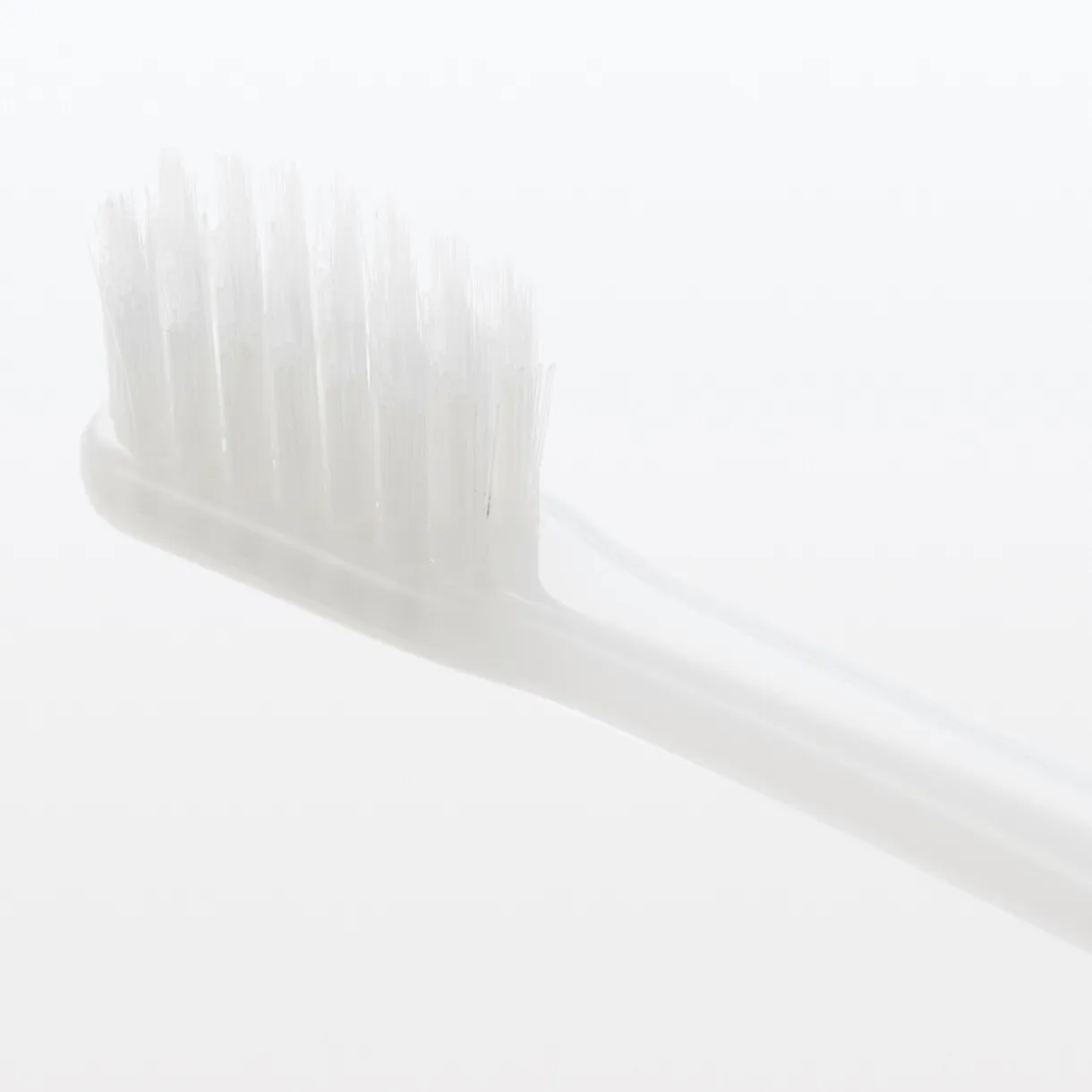 Brosse à dents avec tête interchangeable ‐ Poils souples