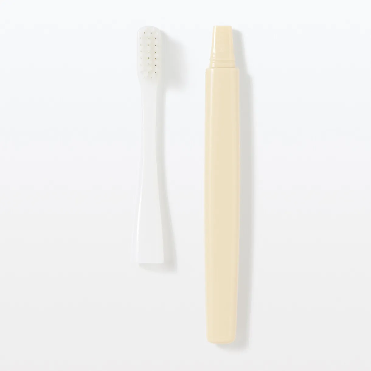 Brosse à dents avec tête interchangeable ‐ Poils souples