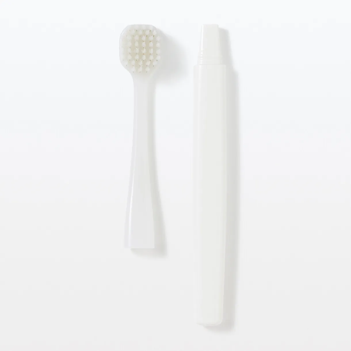 Brosse à dents avec tête interchangeable ‐ Large, poils souples
