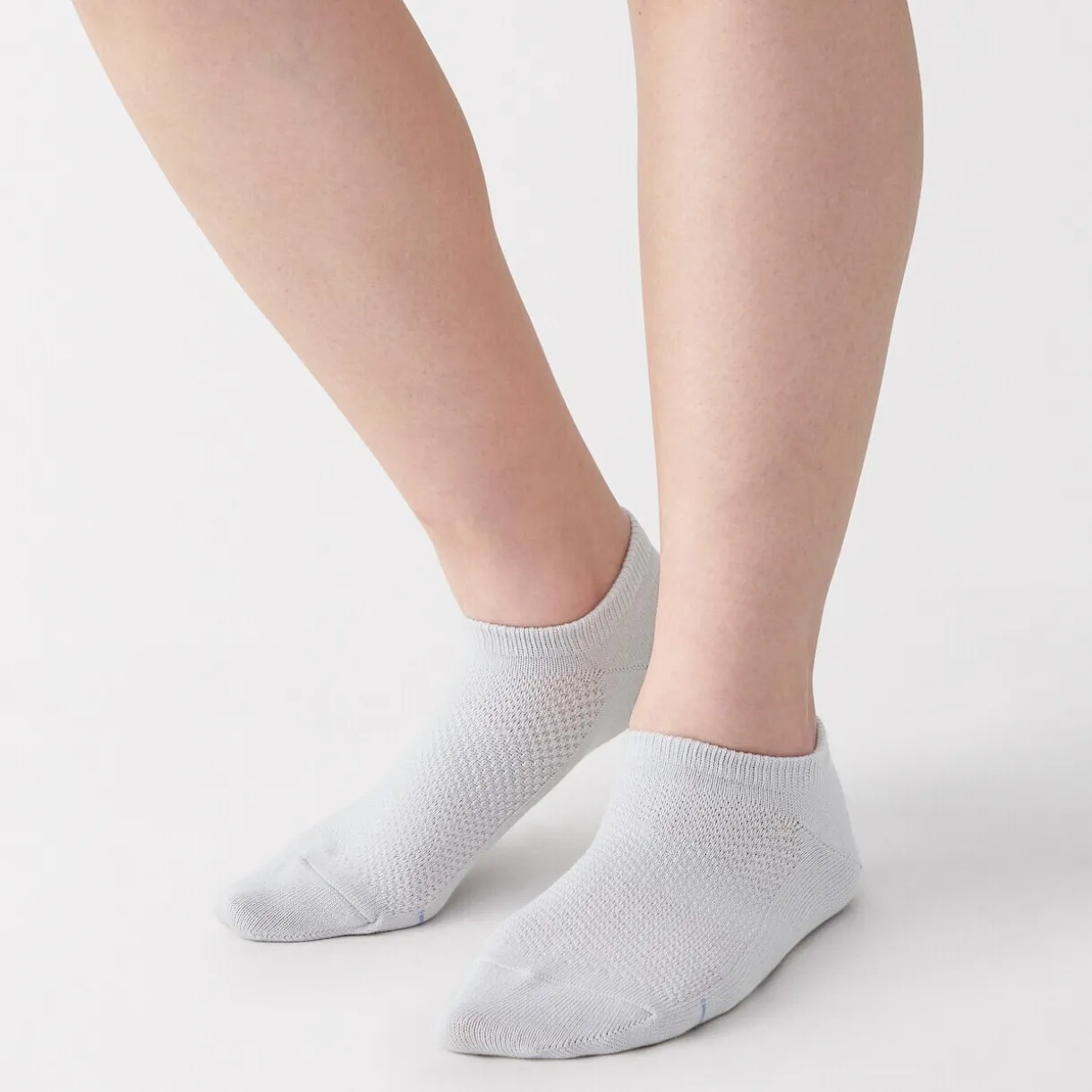 Chaussettes de sport en coton évacuant l``humidité pour femme