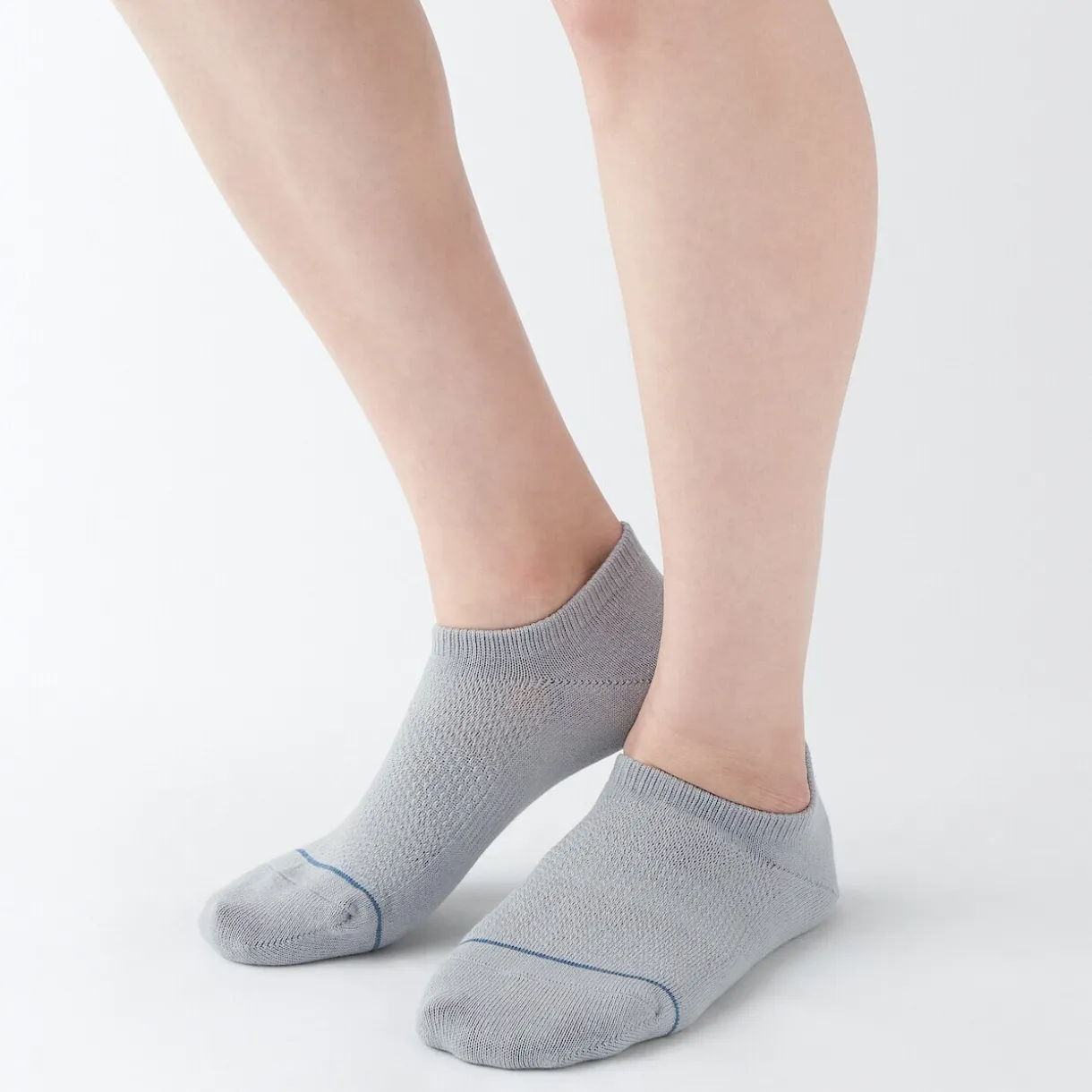Chaussettes de sport en coton évacuant l``humidité pour femme