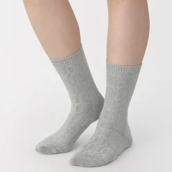 Chaussettes en maille torsadée à angle droit