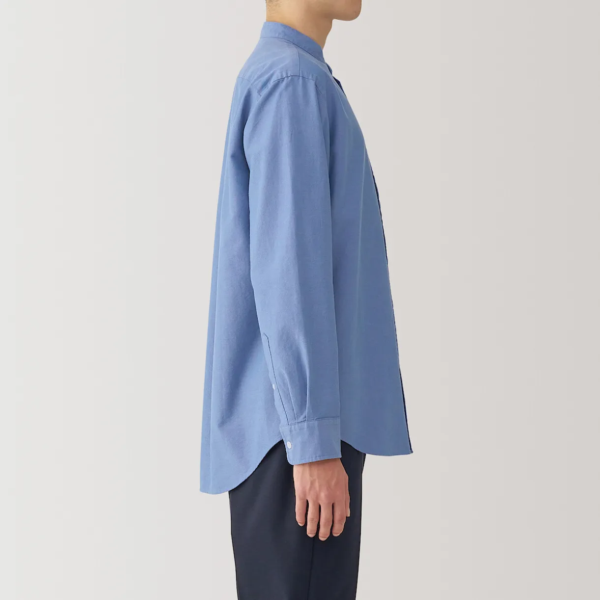 Chemise en coton Oxford lavé col officier pour homme