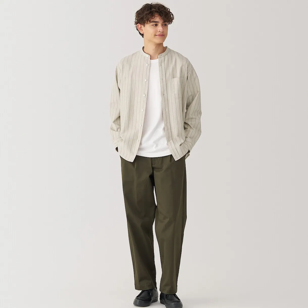 Chemise en coton Oxford lavé col officier homme