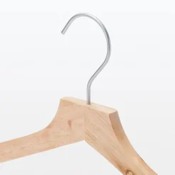 Cintres en bois avec encoches (Lot de 5)