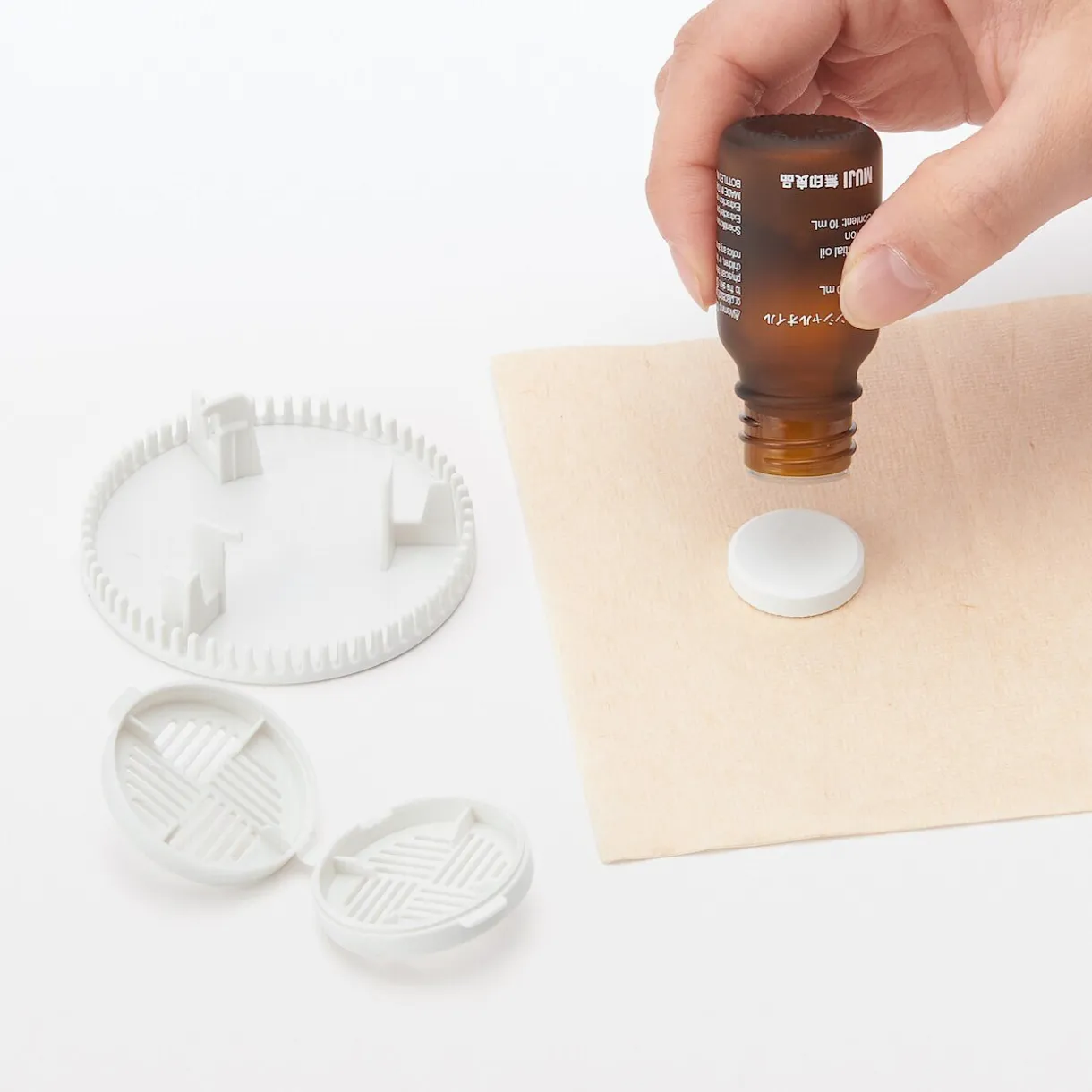 Circulateur d'air oscillant avec diffuseur d'arômes