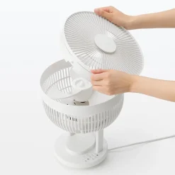 Circulateur d'air oscillant avec diffuseur d'arômes