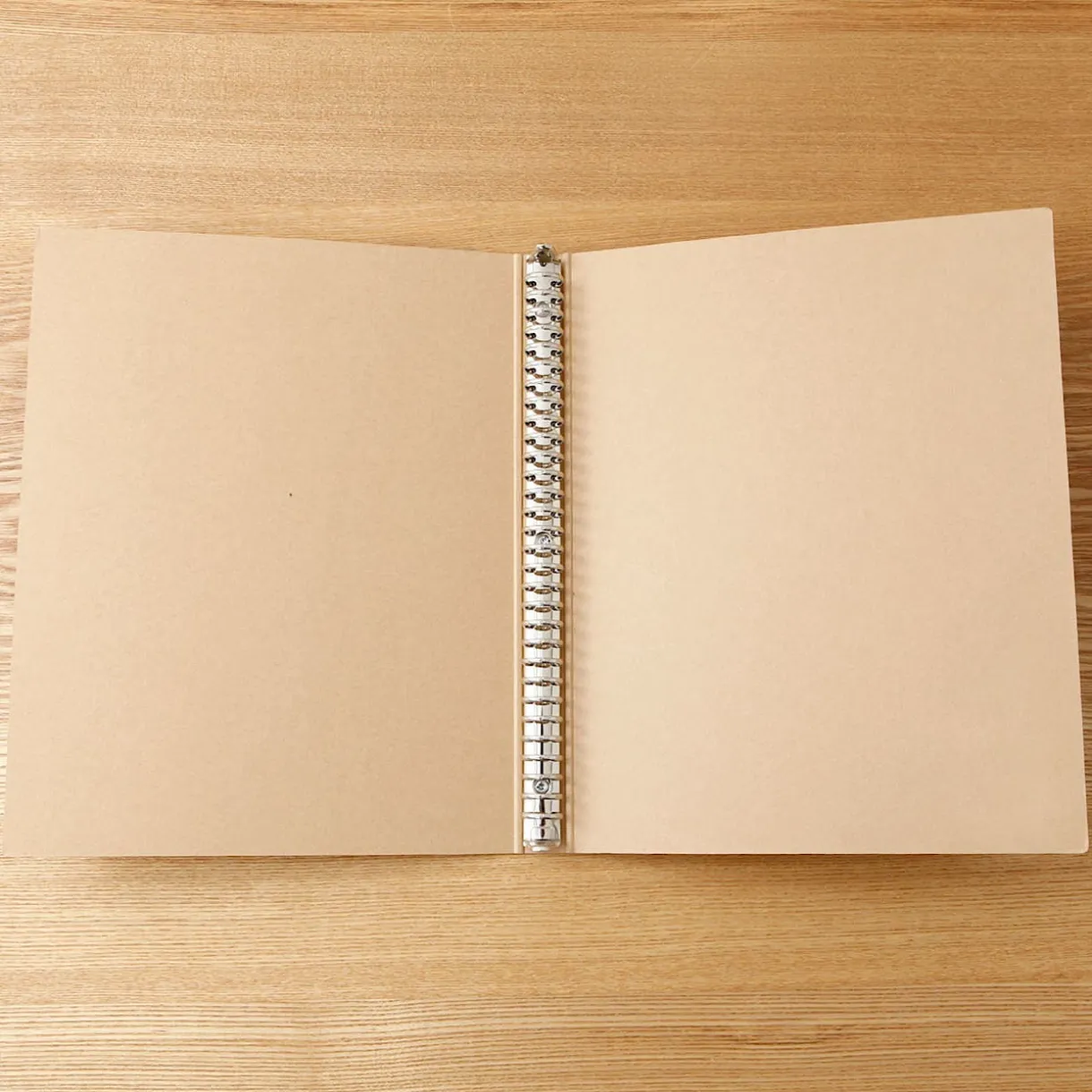 Classeur A4 30 anneaux en kraft