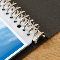 Classeur A4 30 anneaux en kraft Gris charbon