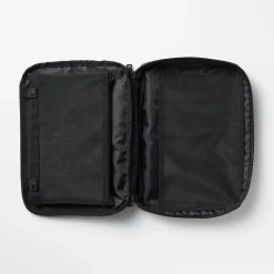 Couverture d``agenda en polyester avec étui à stylo A5