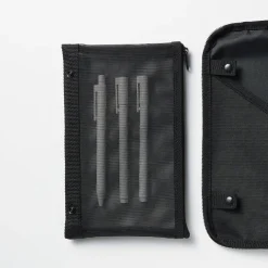 Couverture d``agenda en polyester avec étui à stylo A5