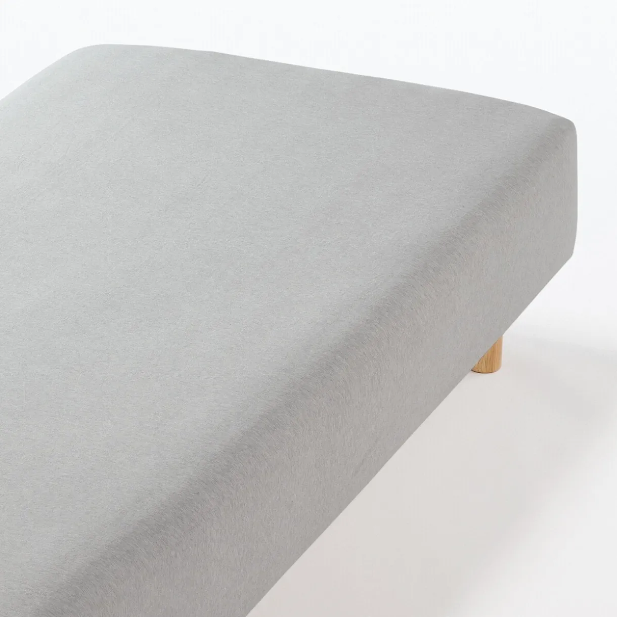 Drap housse en jersey de coton ‐ 100 x 200 x 18‐28 cm