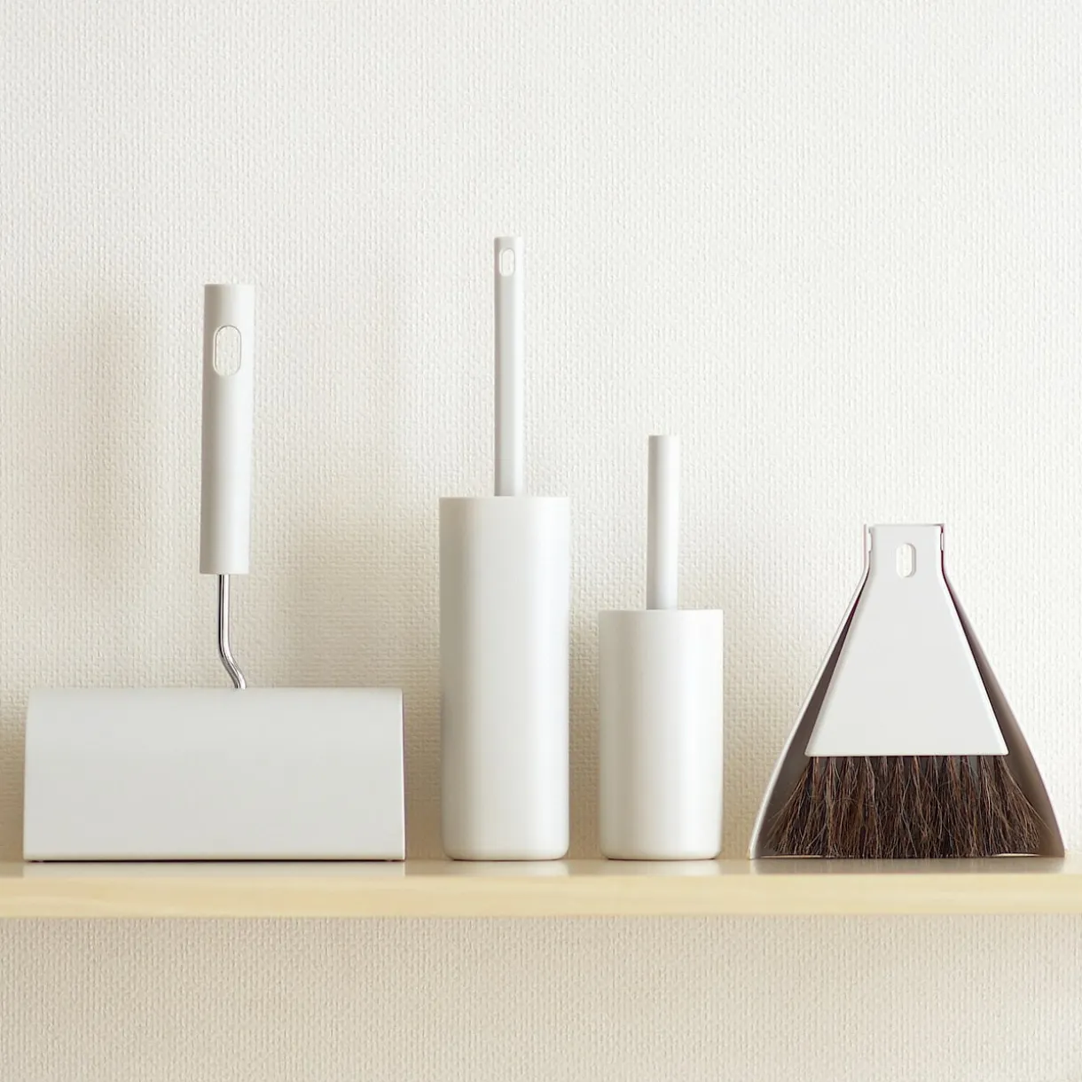 Ensemble pelle + balayette à main