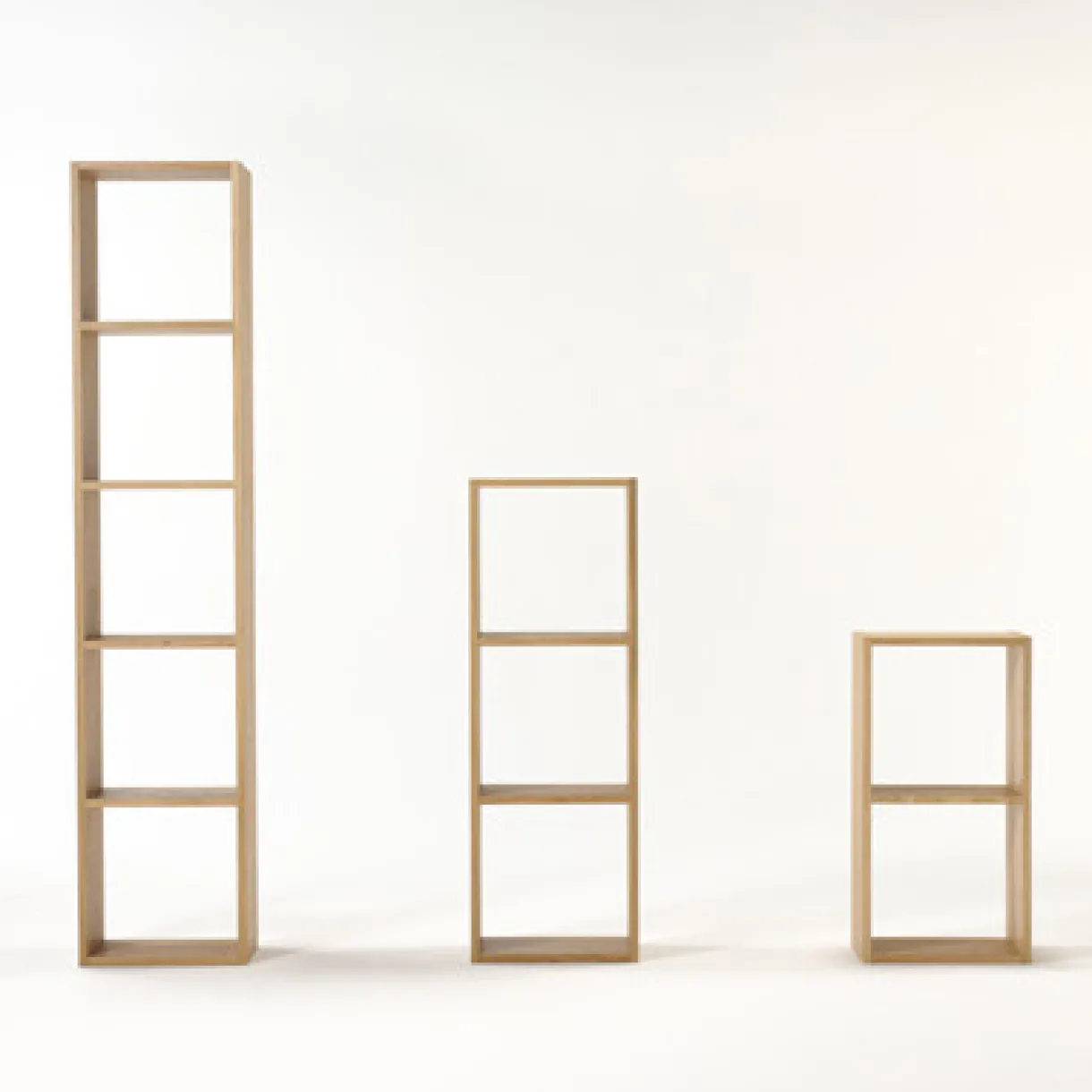 Etagère étroite en chêne ‐ 3 niveaux (Dont Eco‐part. 1,80 €)