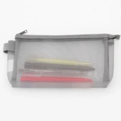 Grâce au tissu maillé