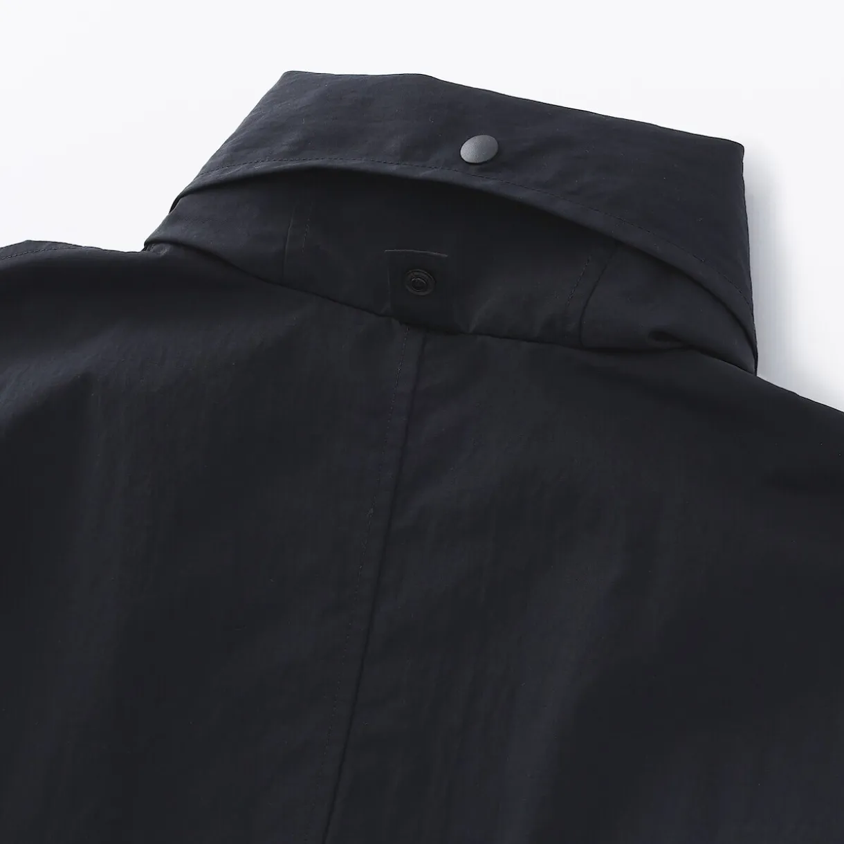 Manteau à capuche amovible déperlant pour femme