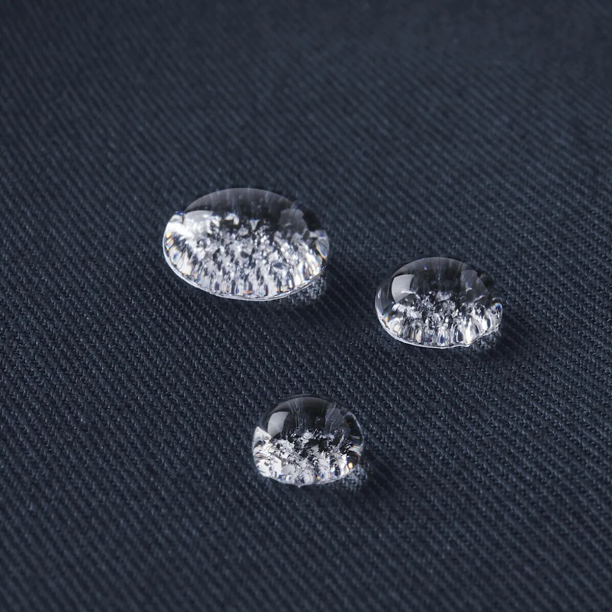 Manteau à col montant déperlant en sergé de coton pour femme