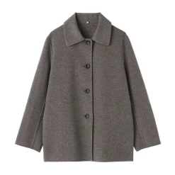 Manteau court en mélange de laine mérinos pour femme