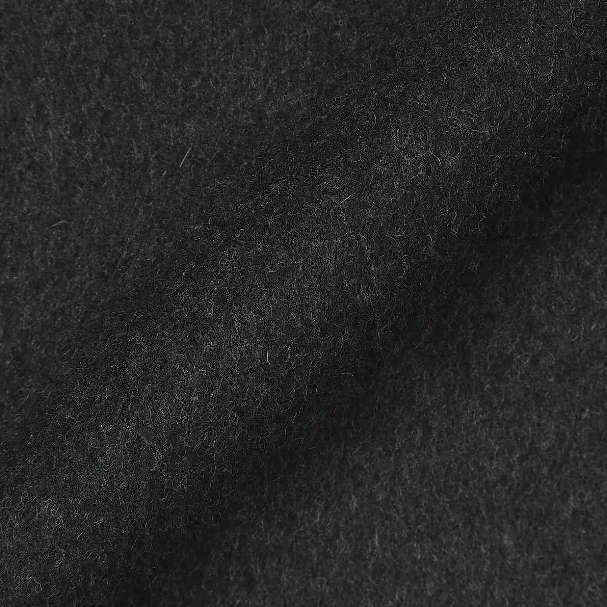 Manteau droit en cachemire recyclé pour homme