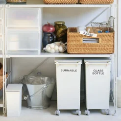 Panier carré en rotin L35xP36xH16cm