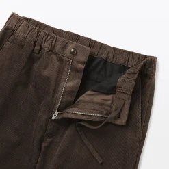 Pantalon confortable en velours côtelé pour homme
