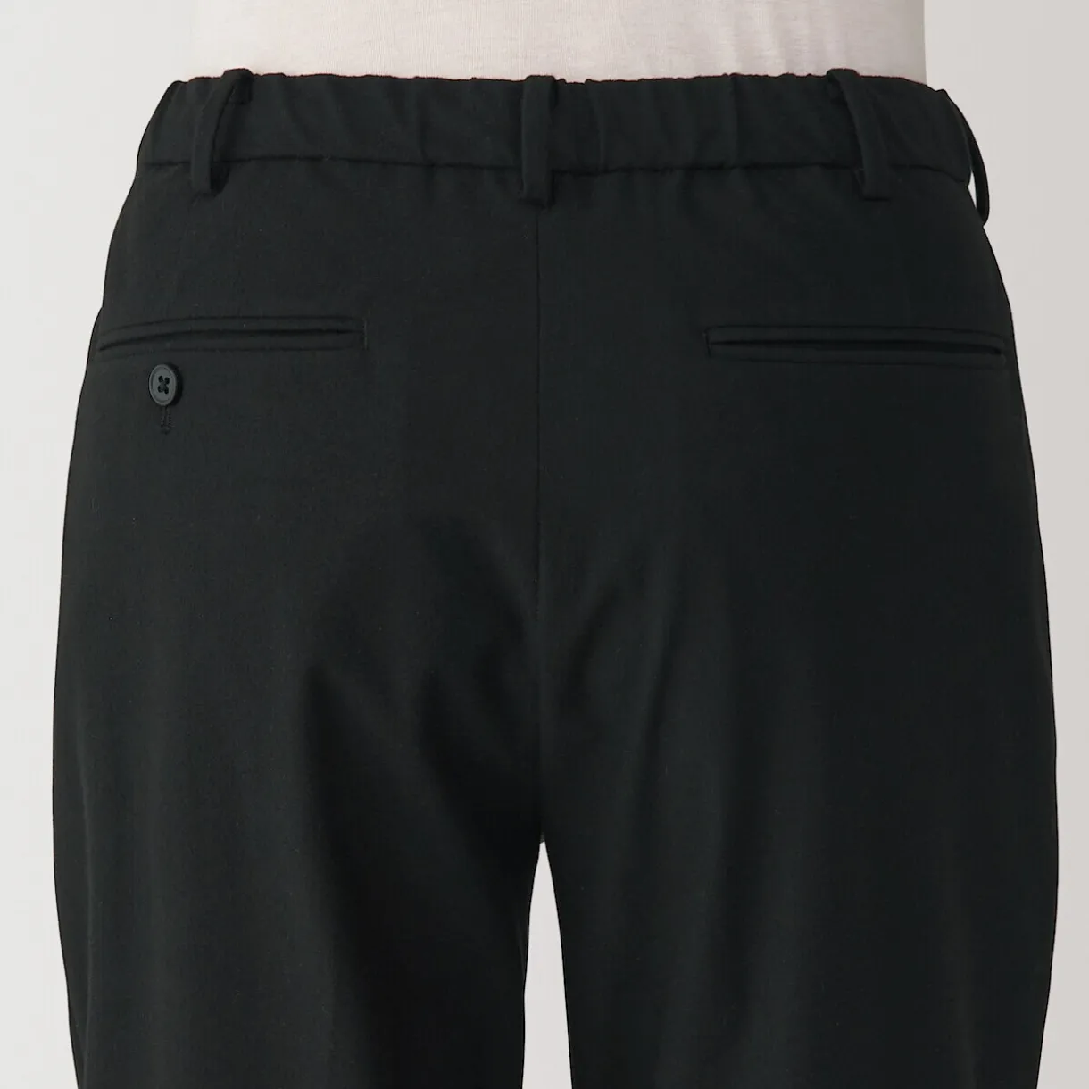 Pantalon plissé ajusté et stretch pour homme