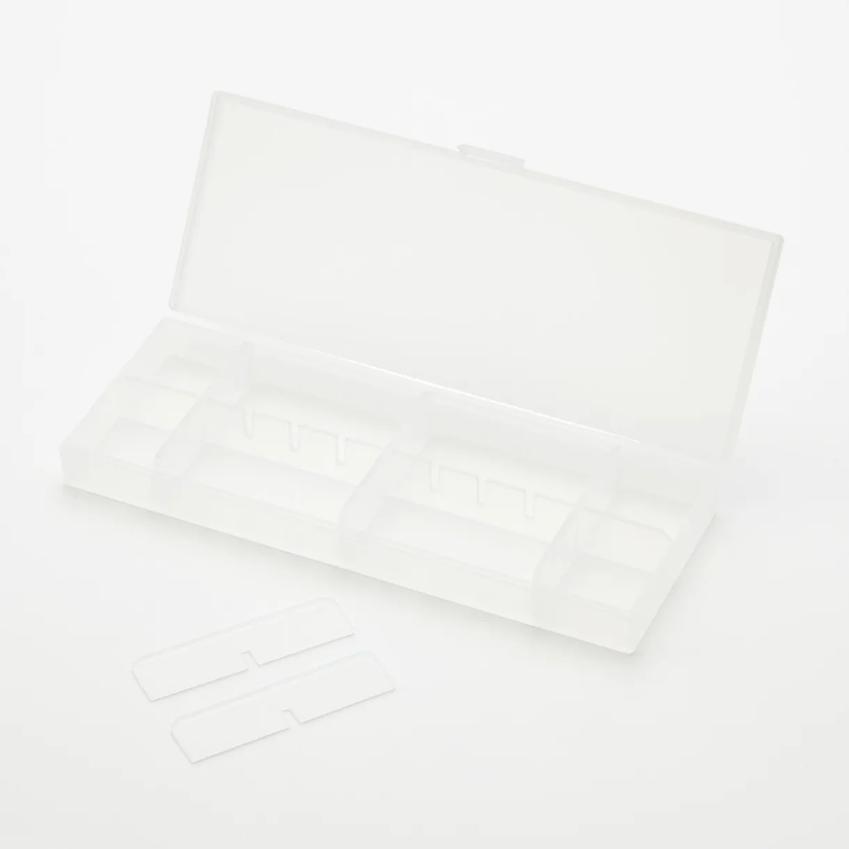 Pilulier à compartiments en PP