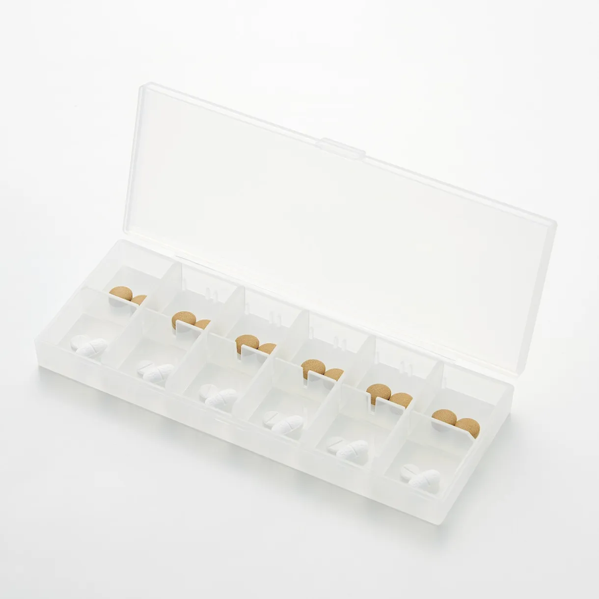 Pilulier à compartiments en PP