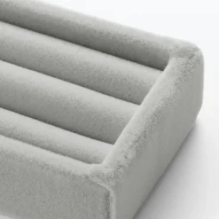 Plateau en velours pour boucles d'oreilles L5X P12X H2cm