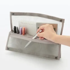 Pochette autoportante en maille nylon