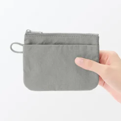 Pochette zippée en nylon texturé ‐ Petite