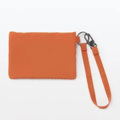 Porte‐cartes en polyester