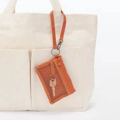 Porte‐cartes en polyester