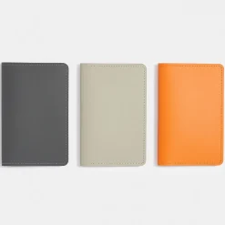 Porte‐passeport en cuir recyclé - Grigio Cenere