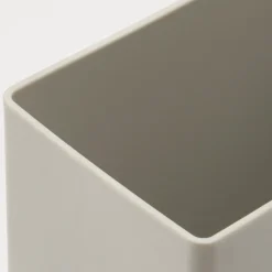 Poubelle rectangulaire en PP à couvercle ‐0.9L