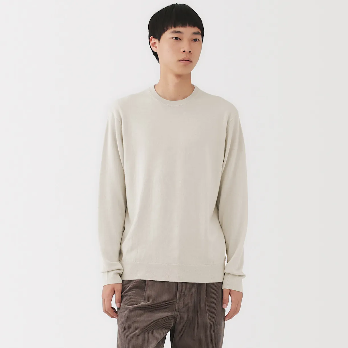 Pull à col rond en laine tricot fin pour homme