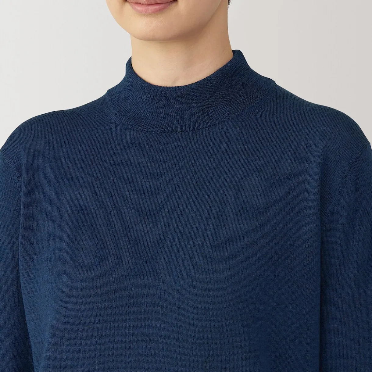 Pull col montant en laine à fine maille femme