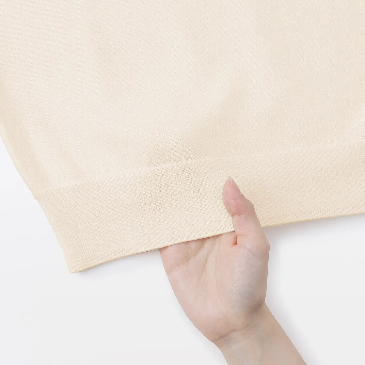 Pull col montant en laine à fine maille femme