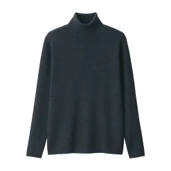 Pull en laine côtelée col roulé homme