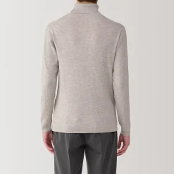 Pull en laine côtelée col roulé homme