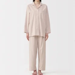 Pyjama en flanelle sans couture latérale pour femme